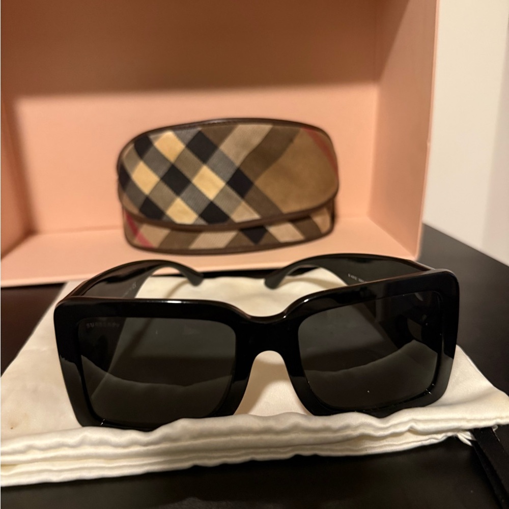 Burberry Black Sunglasses with Checkered Case